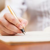 voimaannuttava kirjoittaminen ja kirjallisuusterapia apuna muutoksessa