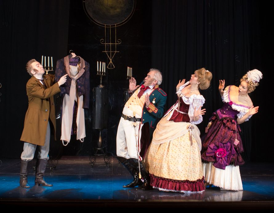 roolileikki, ihmissuhteet