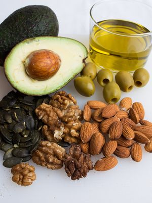 kasviöljy, pähkinät, siement, mantelit, hyvät rasvahapot, omega-rasvahapot
