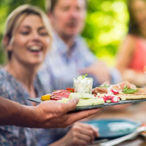 ilmavaiva, närästys, röyhtäisy, herkkä vatsa, turvotus