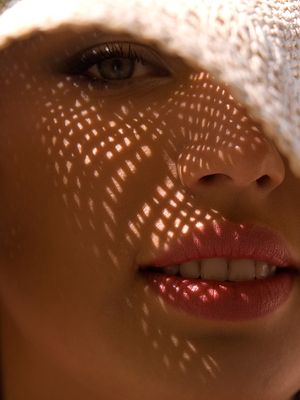 ruusufinni, aurinkosuoja