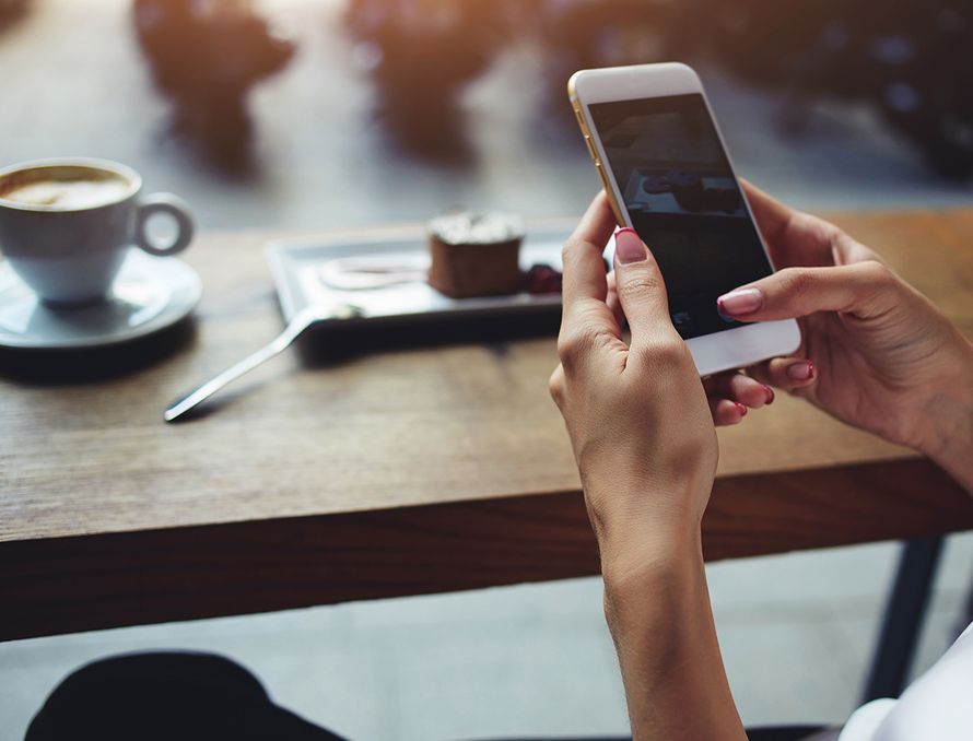 yksinäisyys, ystävyys