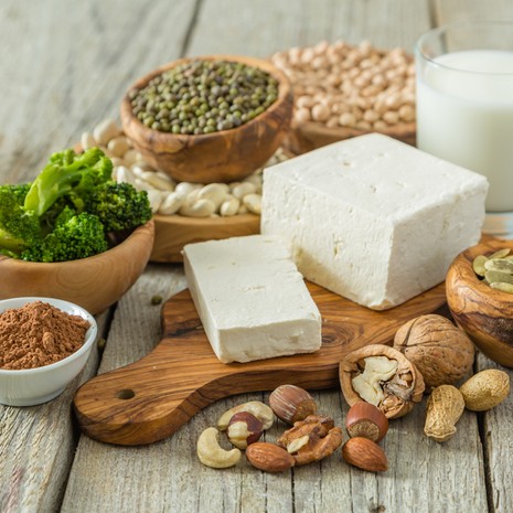 kasium vegaani ruokavalio pähkinät pavut soija tofu
