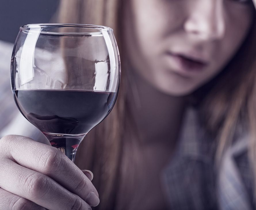 alkoholi, pelot, paniikkikohtaus