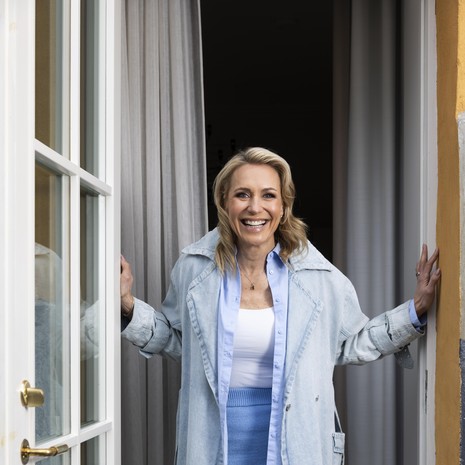 ”Kotona Helsingin Munkkiniemessä lataudun. Kun mietimme muuttoa, moni kehui, että keskustan ulkopuolella asuessa on helpompi rauhoittua, ja totta se on.”
